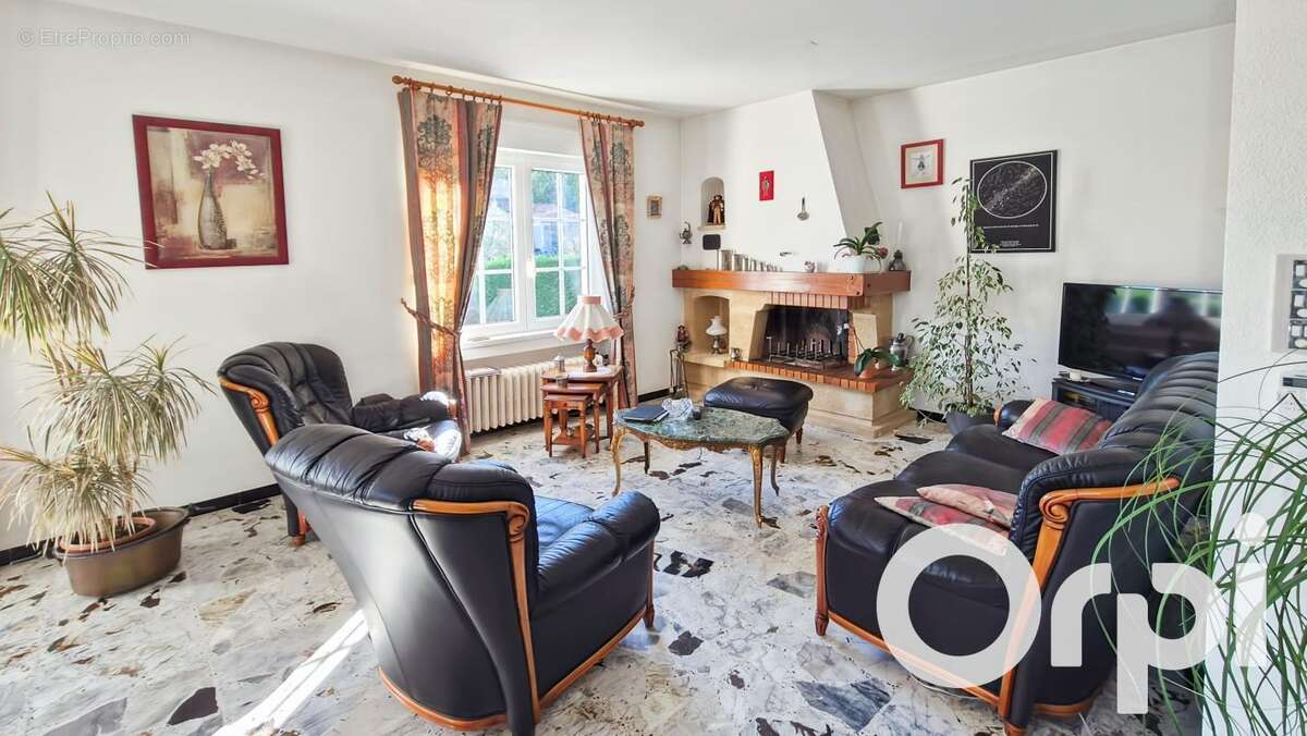 Maison à PONT-SAINT-ESPRIT