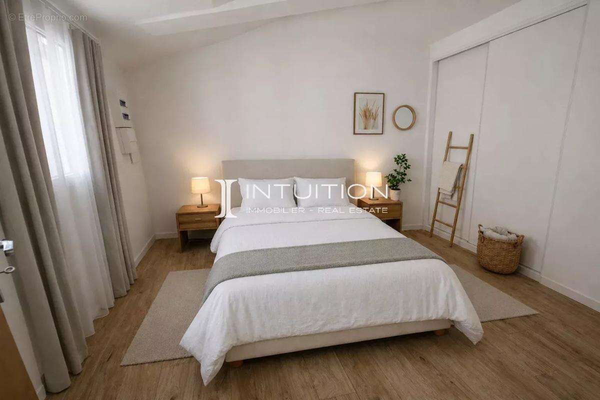 Cannes - République : maison de ville avec local commercial et appartement - photo 4