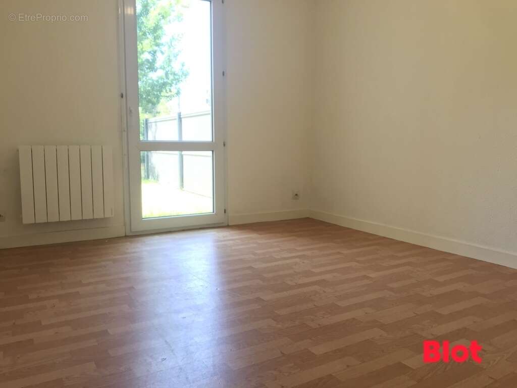 Appartement à CHARTRES-DE-BRETAGNE