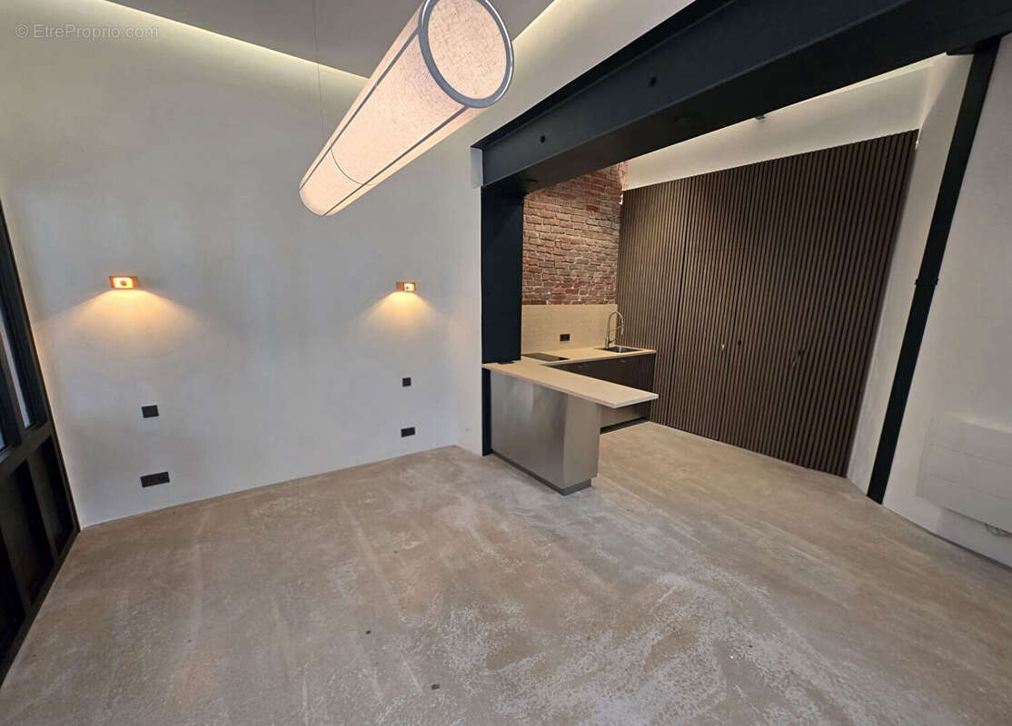 Appartement à PARIS-10E
