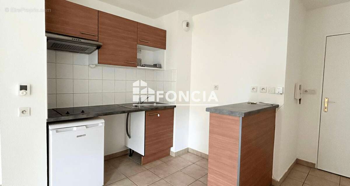 A VENDRE T1 – à deux pas de l’hôpital et des commodités à Saint-Brieuc. Vendu libre - photo 2