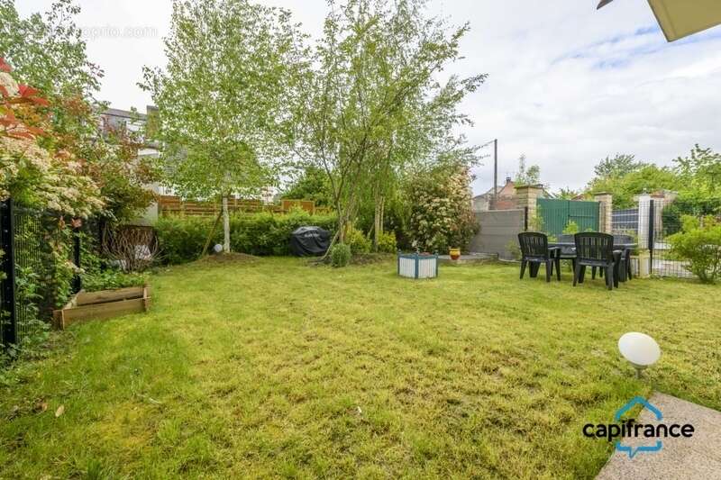 Appartement à PERSAN