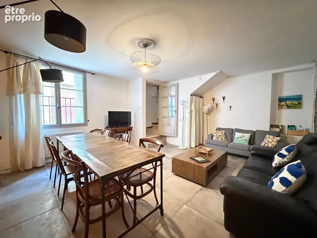 REF - NOBLESSE7 - CARCASSONNE - secteur CITE - Maison 110m² habitables - 3 niveaux - 4 chambres - photo 3