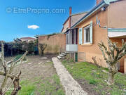 Maison à PIERRE-BENITE
