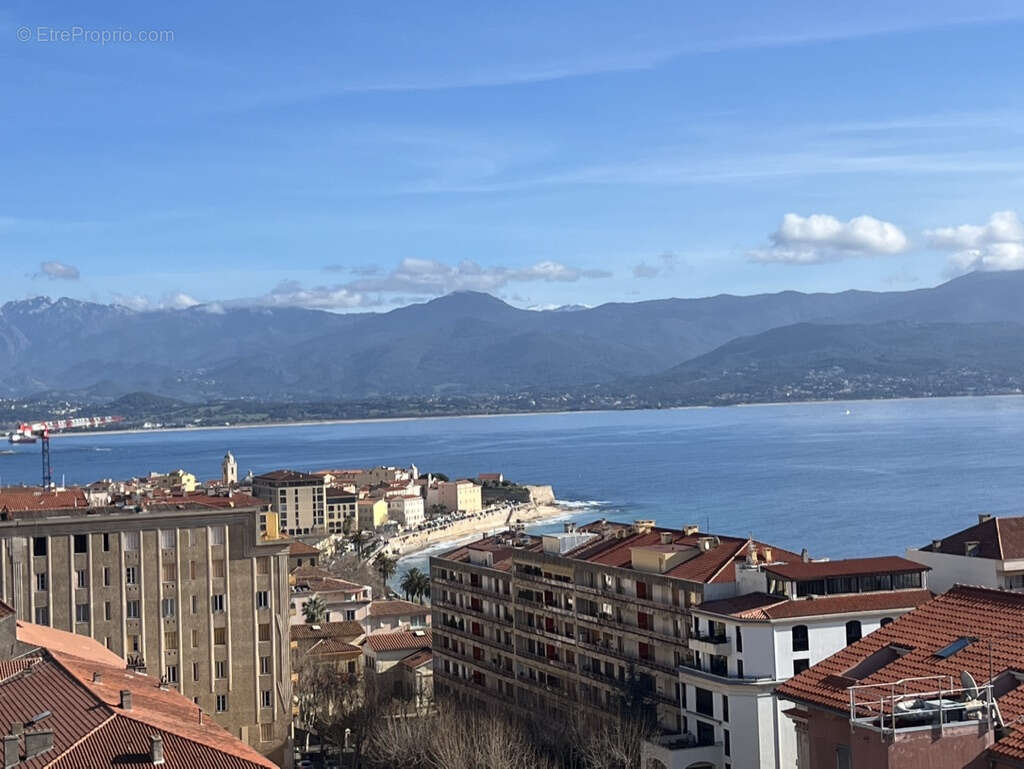 Appartement à AJACCIO