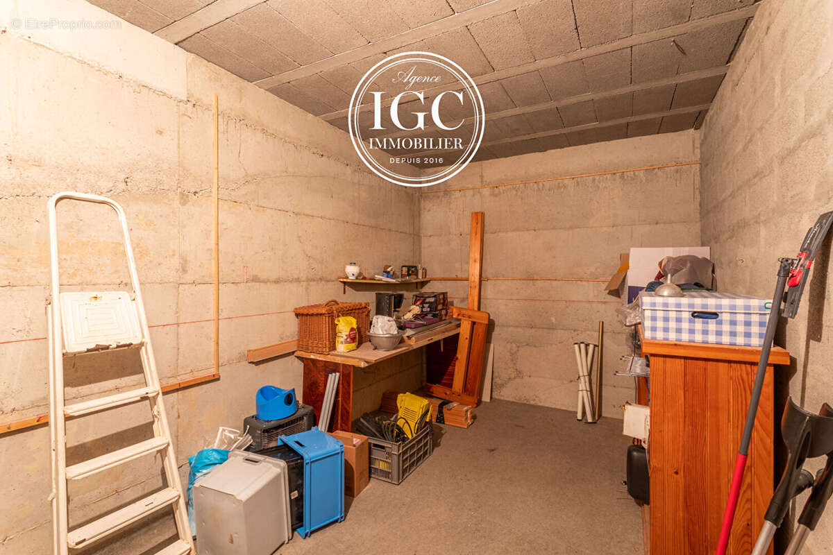 Appartement à CARRY-LE-ROUET