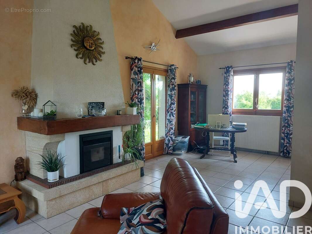 Maison 133 m² à Barbechat  - photo 5