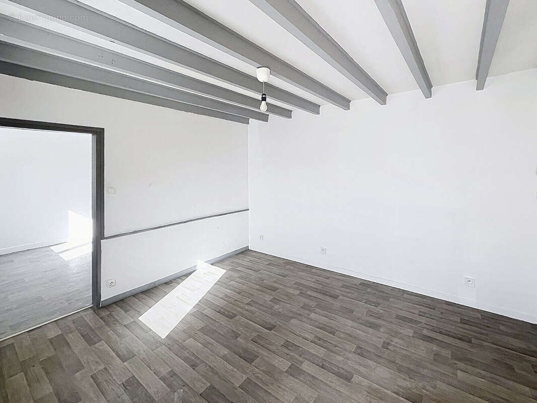 Maison à MONTFORT-SUR-RISLE