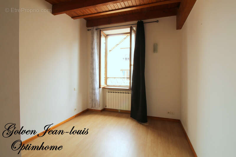 Appartement à SAINT-AFFRIQUE