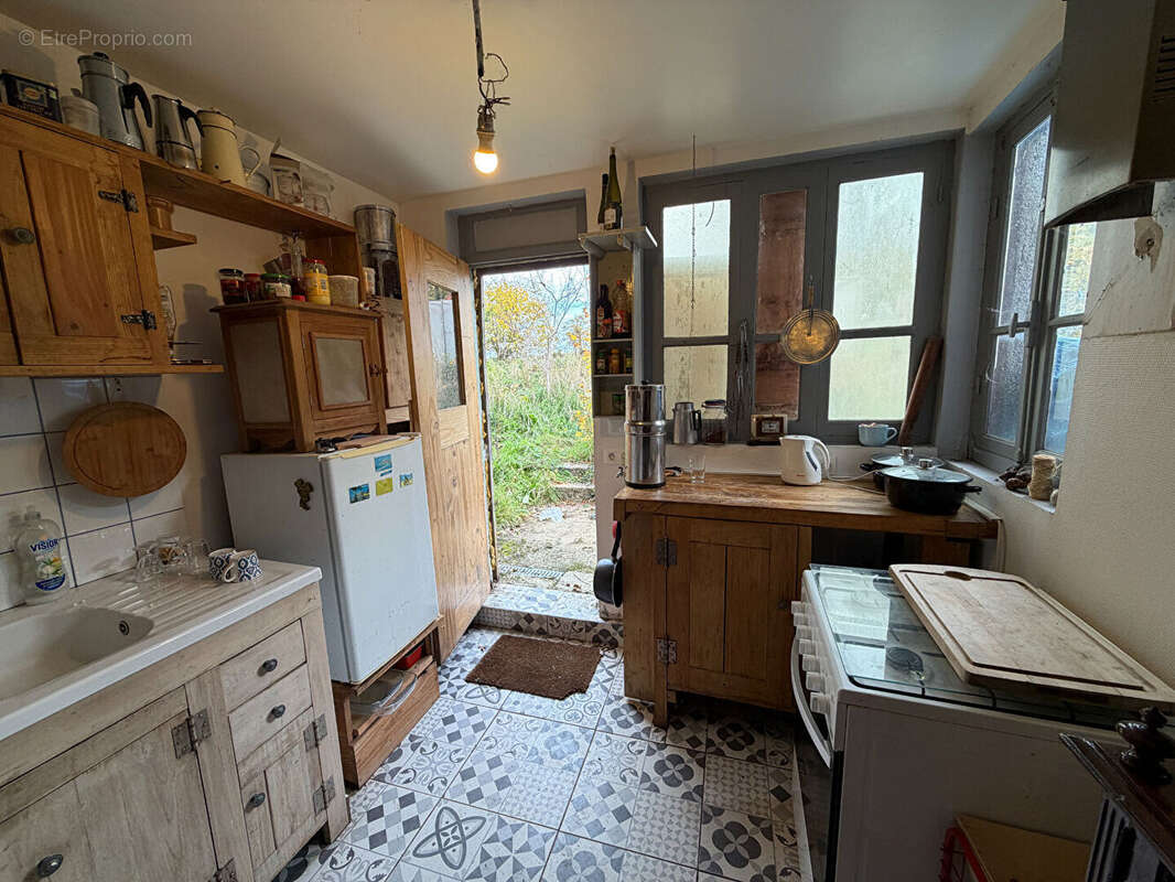 Maison à ROCHES