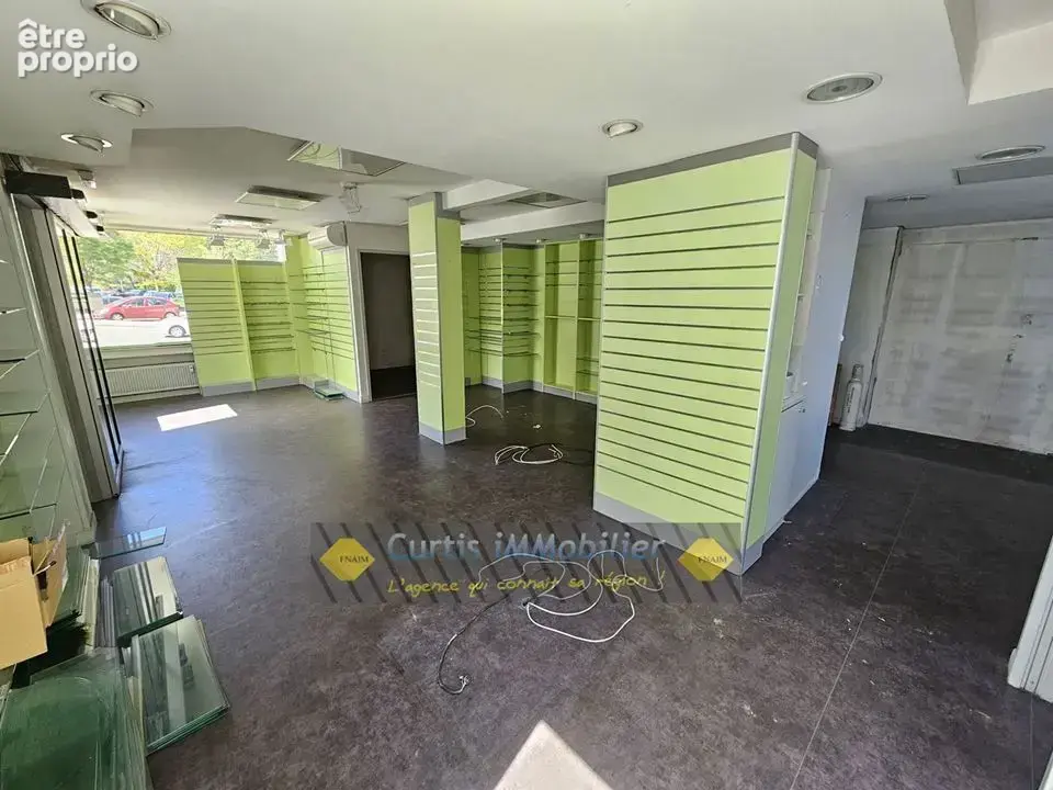 Commerce 116 m² à vendre à Firminy (42700) - photo 4