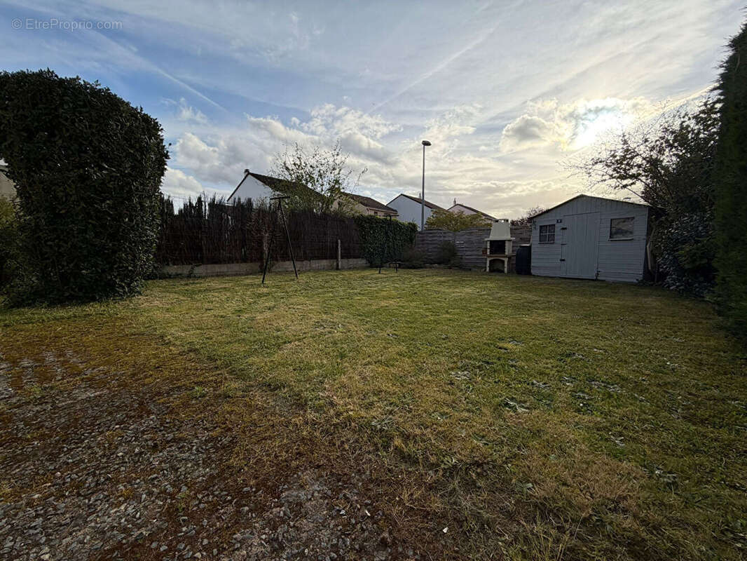 Maison à SAINT-SEBASTIEN-SUR-LOIRE