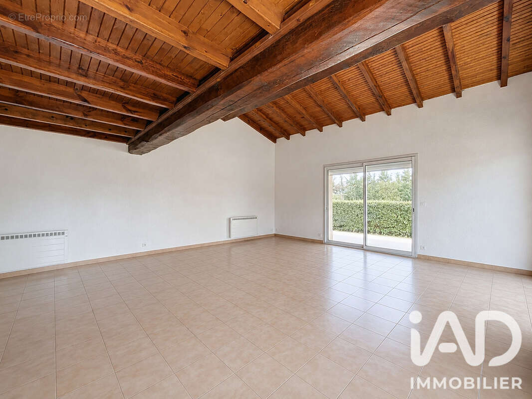 Maison 160 m² à Canohes  - photo 3