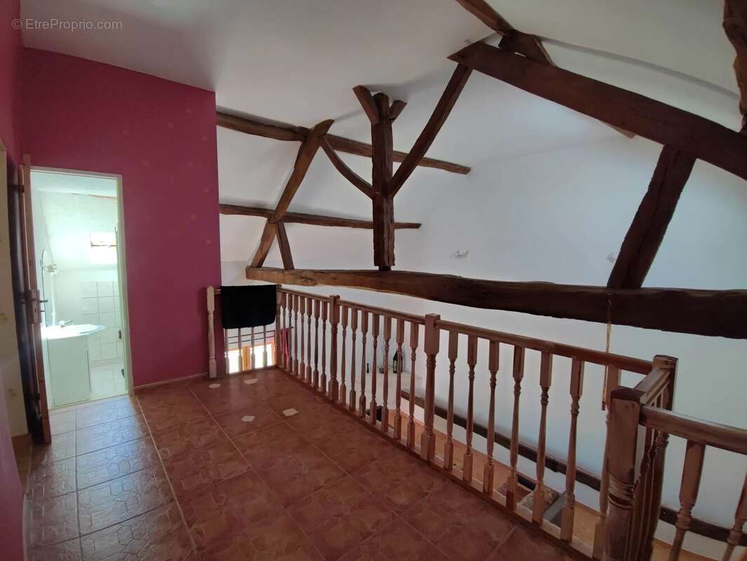 Maison à CHISSEY-EN-MORVAN