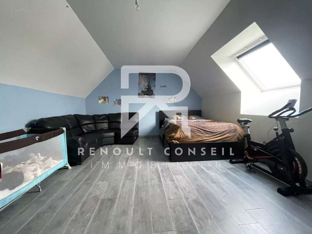 Maison à SAINT-JACQUES-SUR-DARNETAL