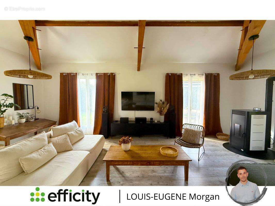 Maison à CHAMPAGNE-SAINT-HILAIRE