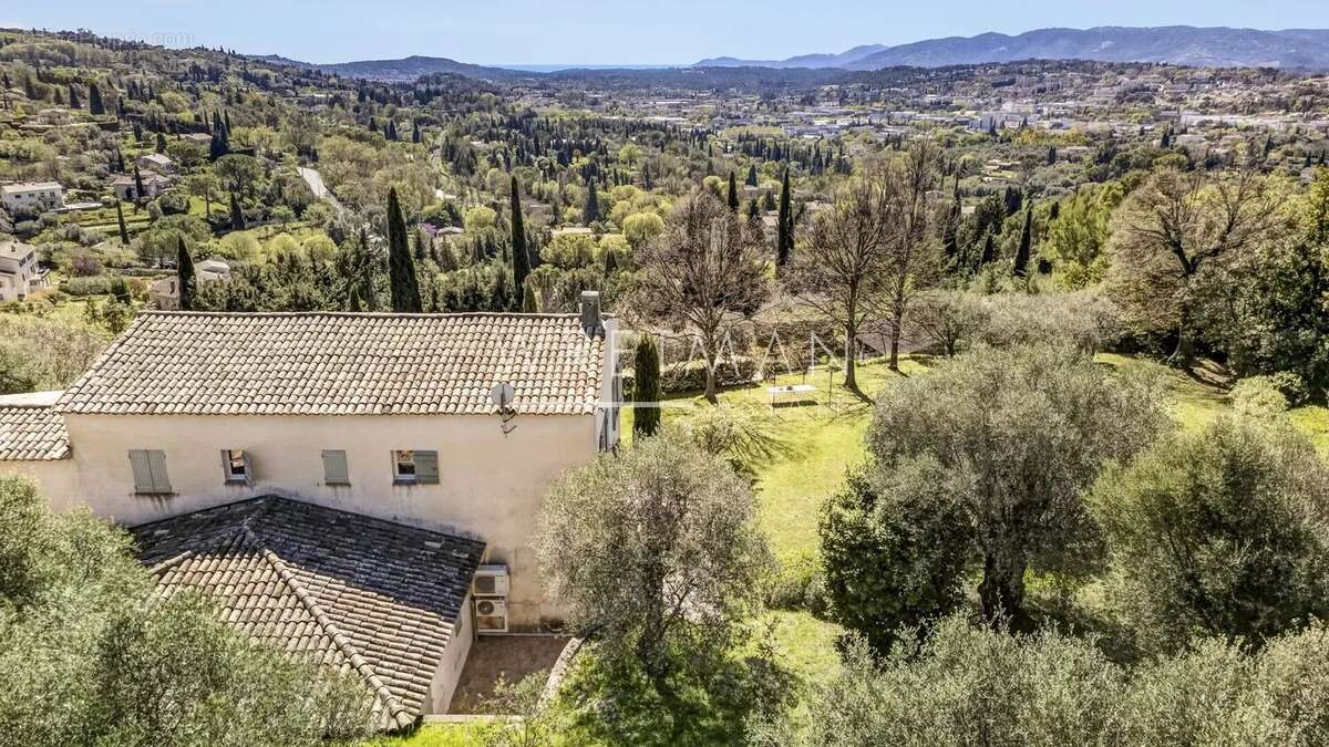 Maison à GRASSE