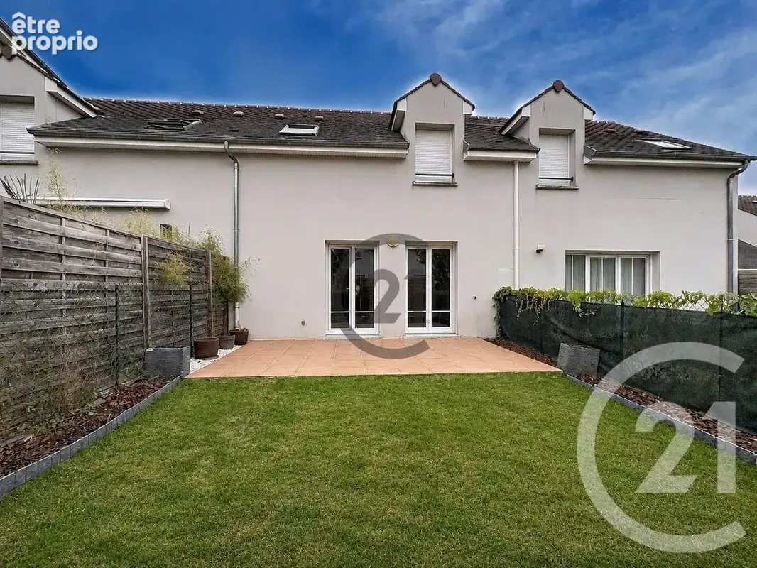 Maison 69 m² à Evry-Gregy-Sur-Yerre  - photo 1