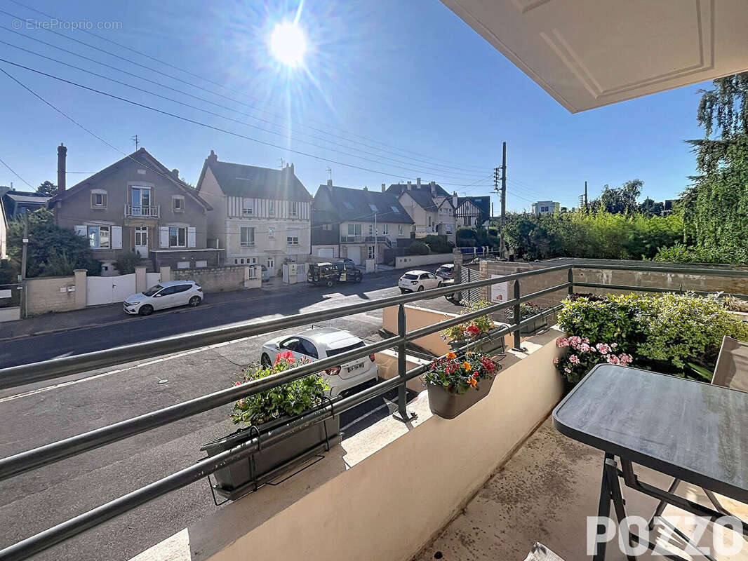 CAEN Jardin des Plantes , Élégant T3 traversant avec balcon, parking et cave - photo 2