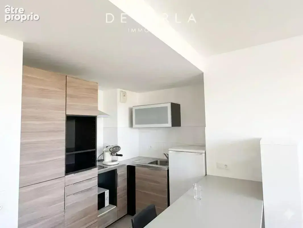 Paris 14e – 2 pièces avec balcon, vue dégagée et parking - photo 4