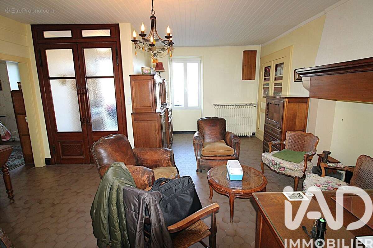 Maison 146 m² à Bosmoreau-Les-Mines  - photo 3