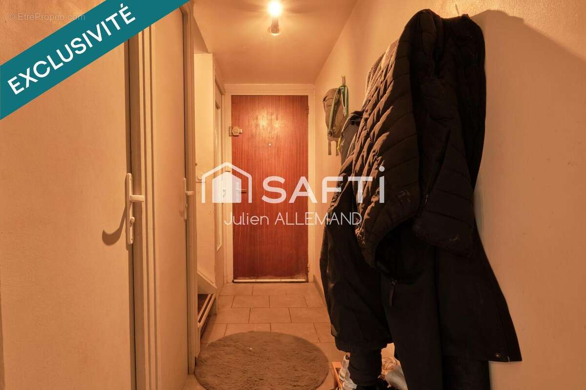 Photo 8 - Appartement à LONS-LE-SAUNIER