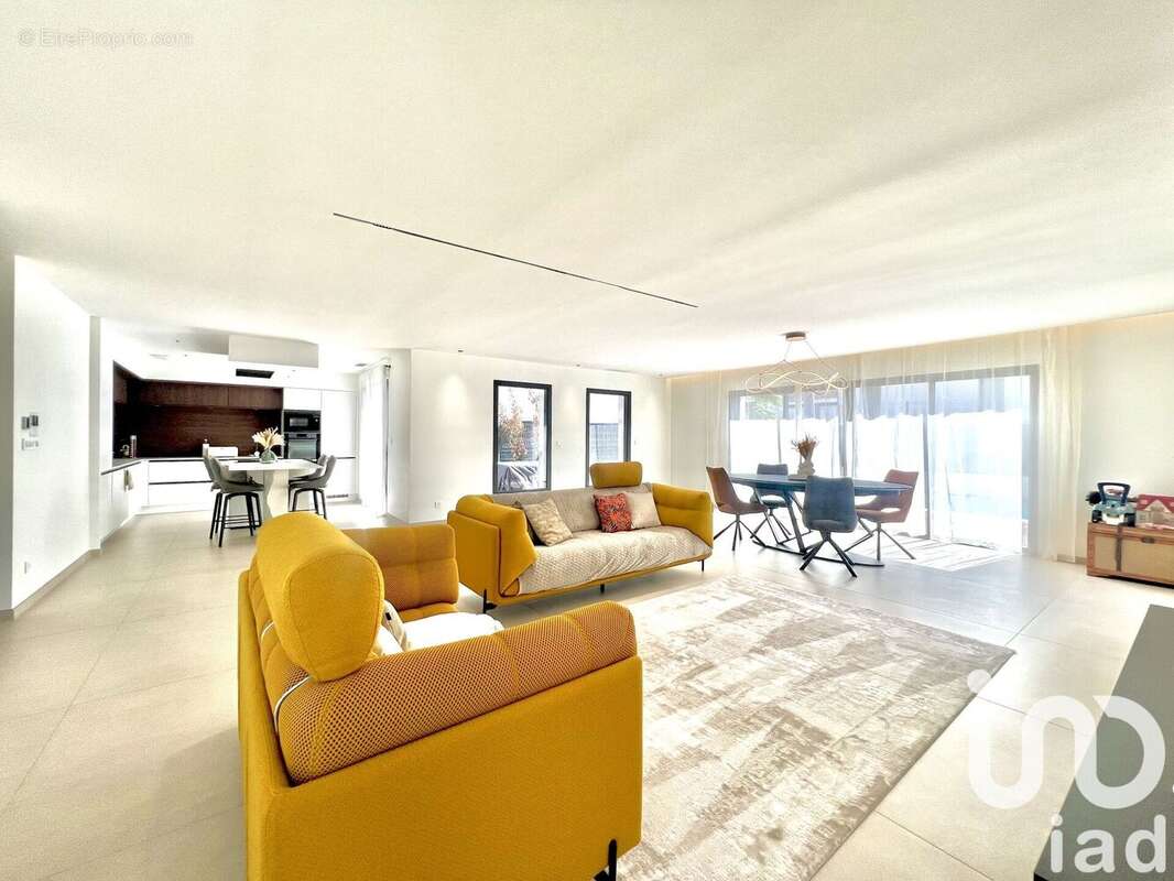 Photo 6 - Maison à CAVEIRAC