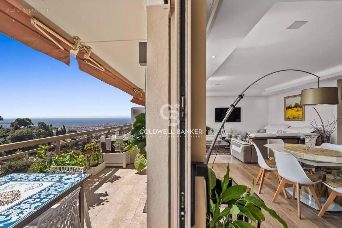 Appartement à LE CANNET