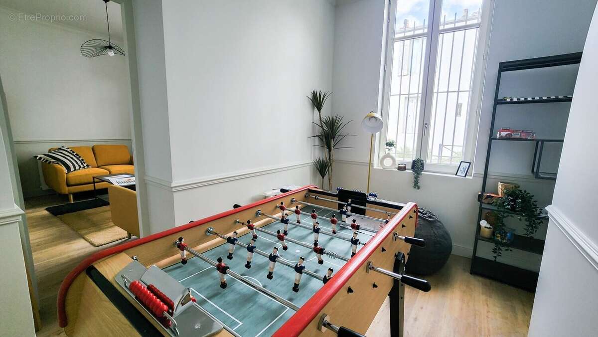 Maison 243 m² à Bordeaux  - photo 4