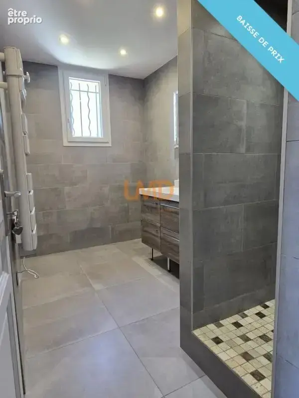 Propriété avec 2 habitations, piscine et dépendances - photo 23