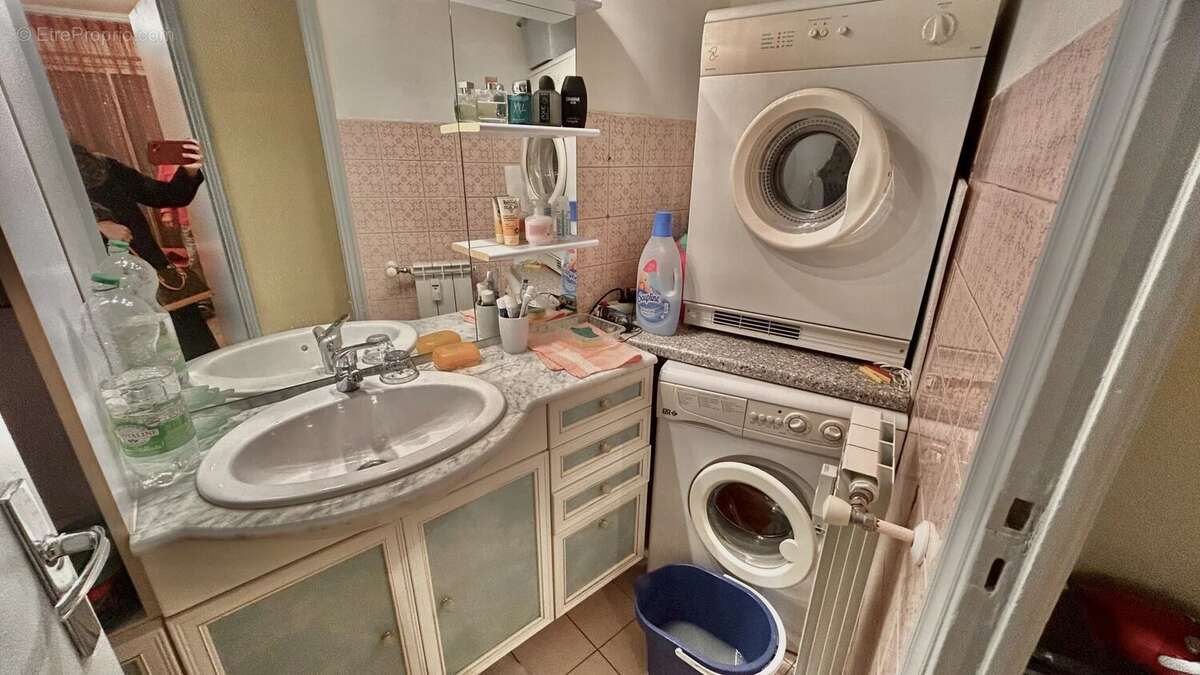 Appartement à LE CANNET