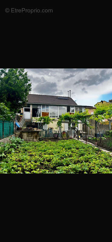 Maison à AULNAY-SOUS-BOIS