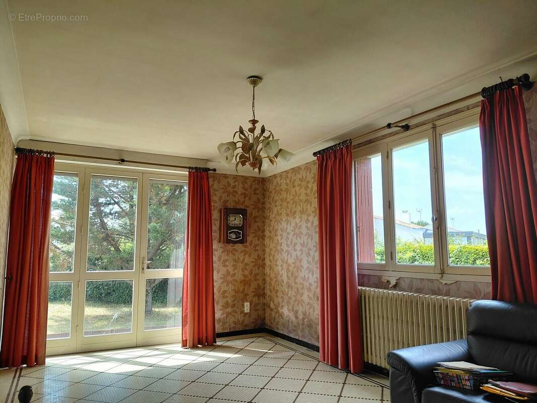 Maison 92 m² à La Garnache  - photo 6