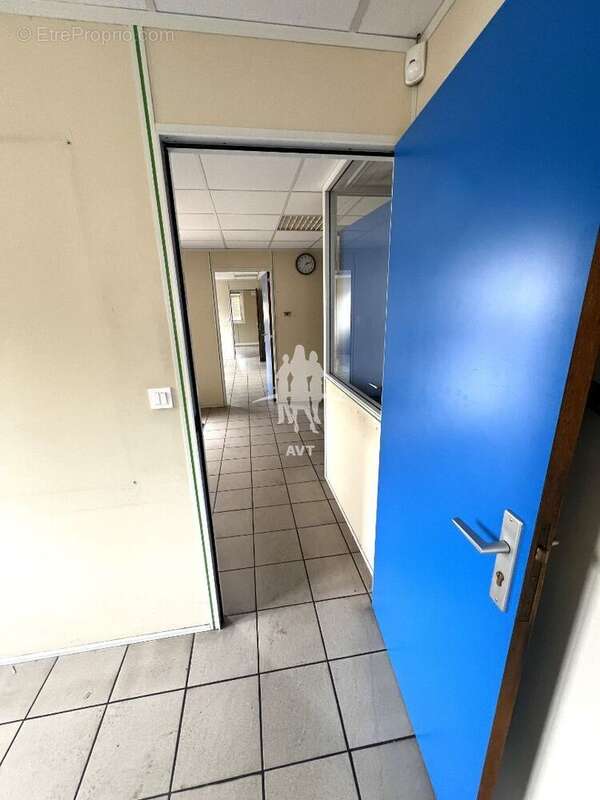 3170 m² à Bonnieres-Sur-Seine  - photo 108