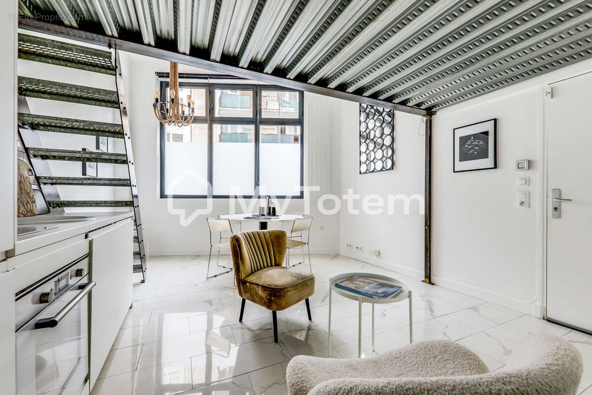 Appartement à PARIS-19E