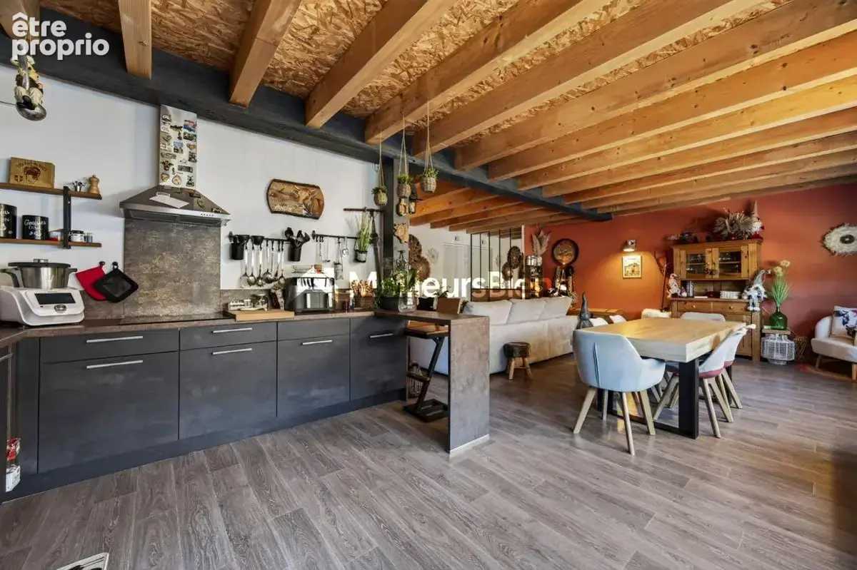 Appartement à ALBENS