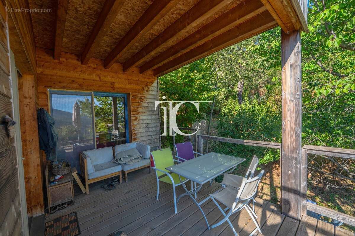 Maison à MALARCE-SUR-LA-THINES