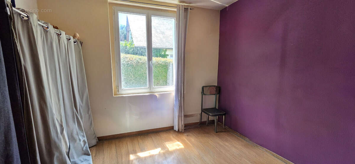 PLESTIN-LES-GREVES - Maison 106m² - 6 Pièces - photo 8