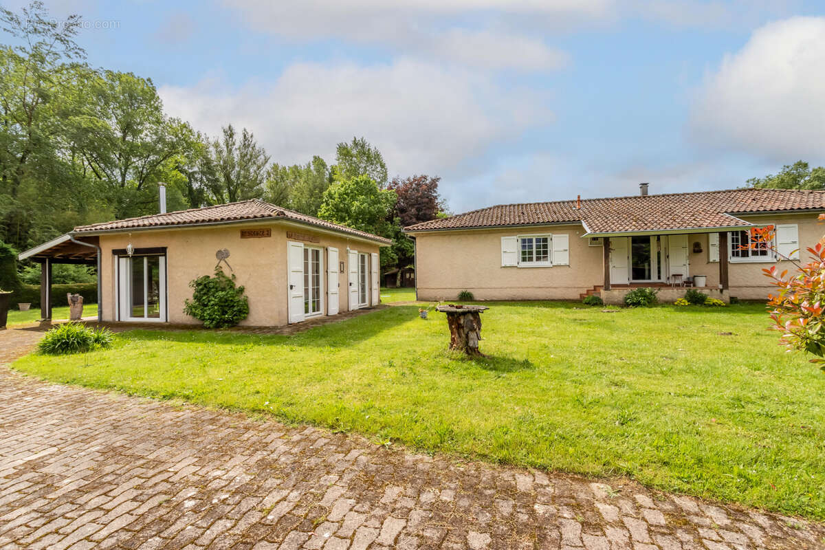 Maison à MANE