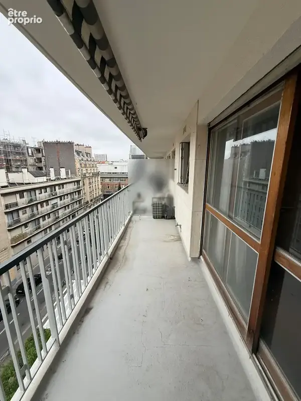 PARIS 15ème - BEAU POTENTIEL - 3 pièces traversant avec BALCON et CAVE - photo 5