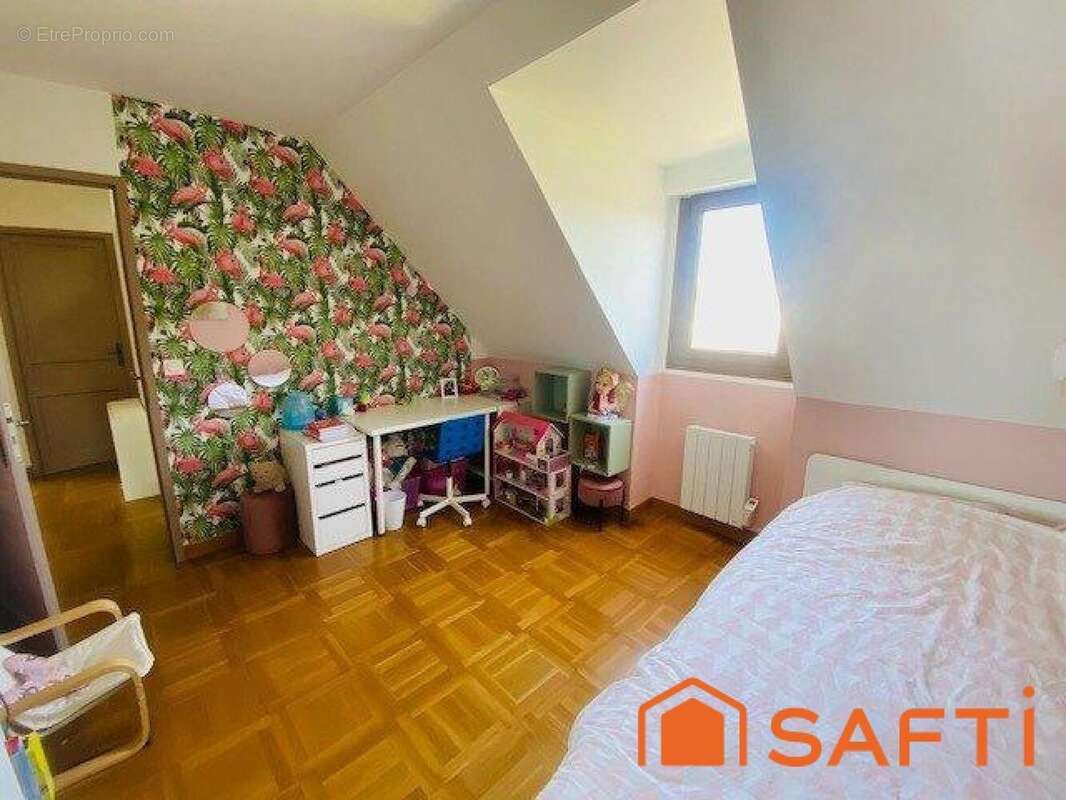 Photo 9 - Maison à VAUJOURS