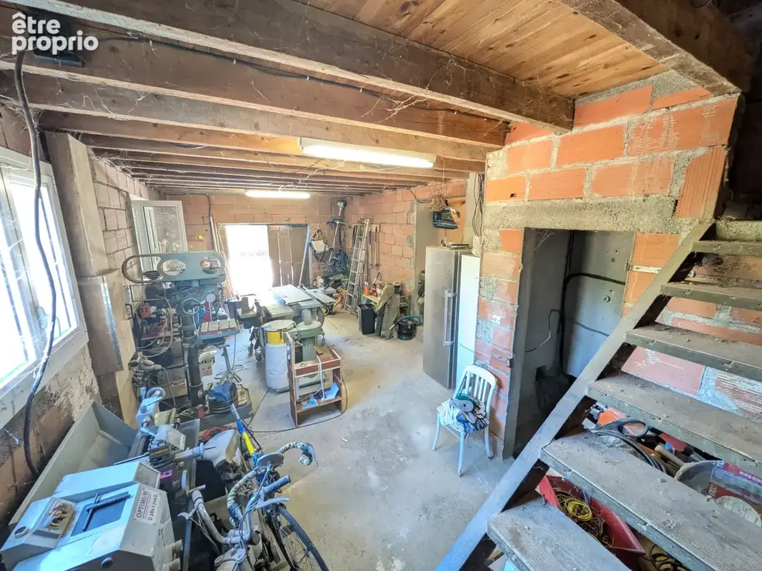 maison plain pied rénovée su 1000m2 de parcelle - photo 17
