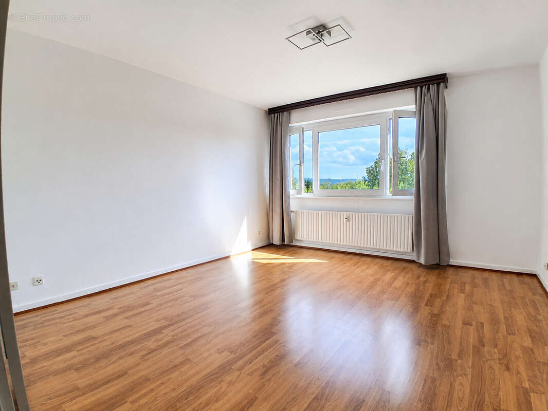 Appartement 71 m² à Saint-Louis  - photo 3