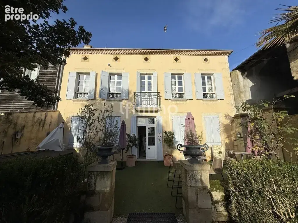 Photo Maison à La Reole au prix de 453 000€