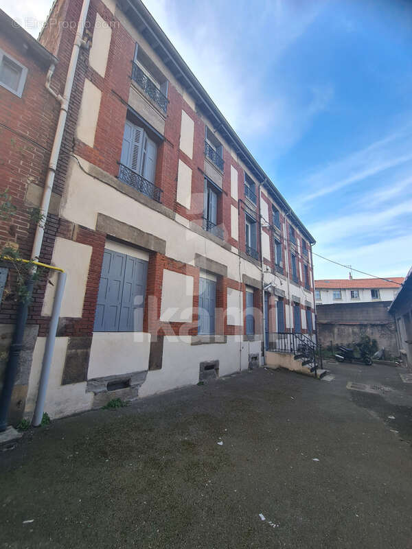Appartement à SAINT-ETIENNE