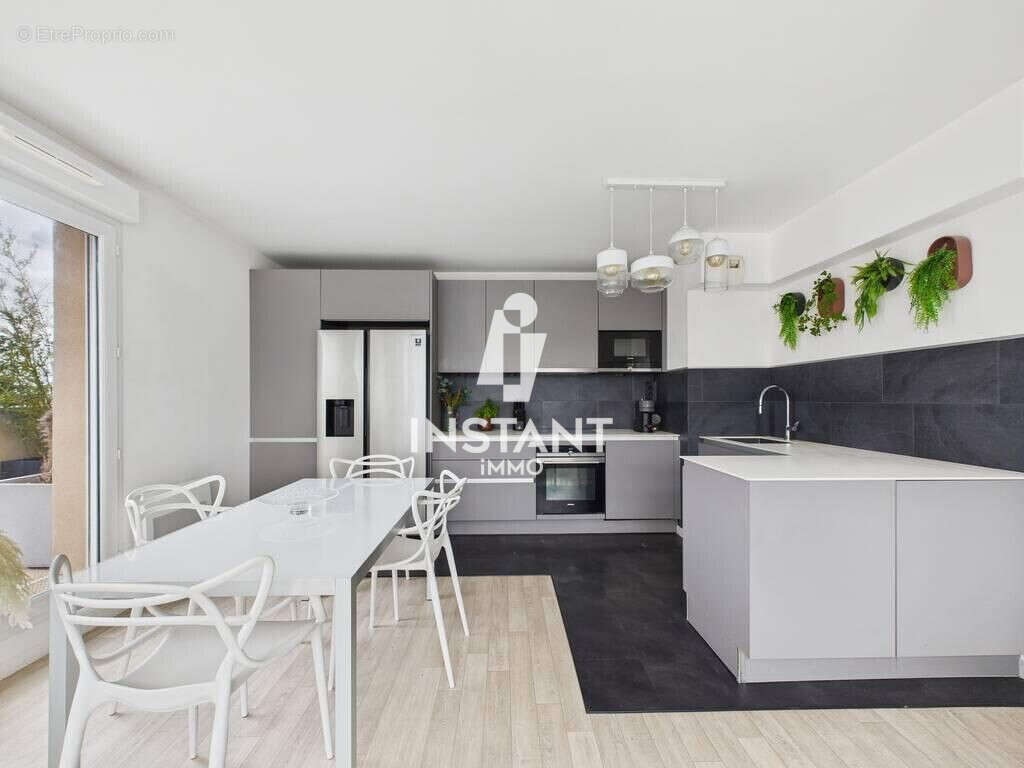 Appartement à VILLENEUVE-LE-ROI