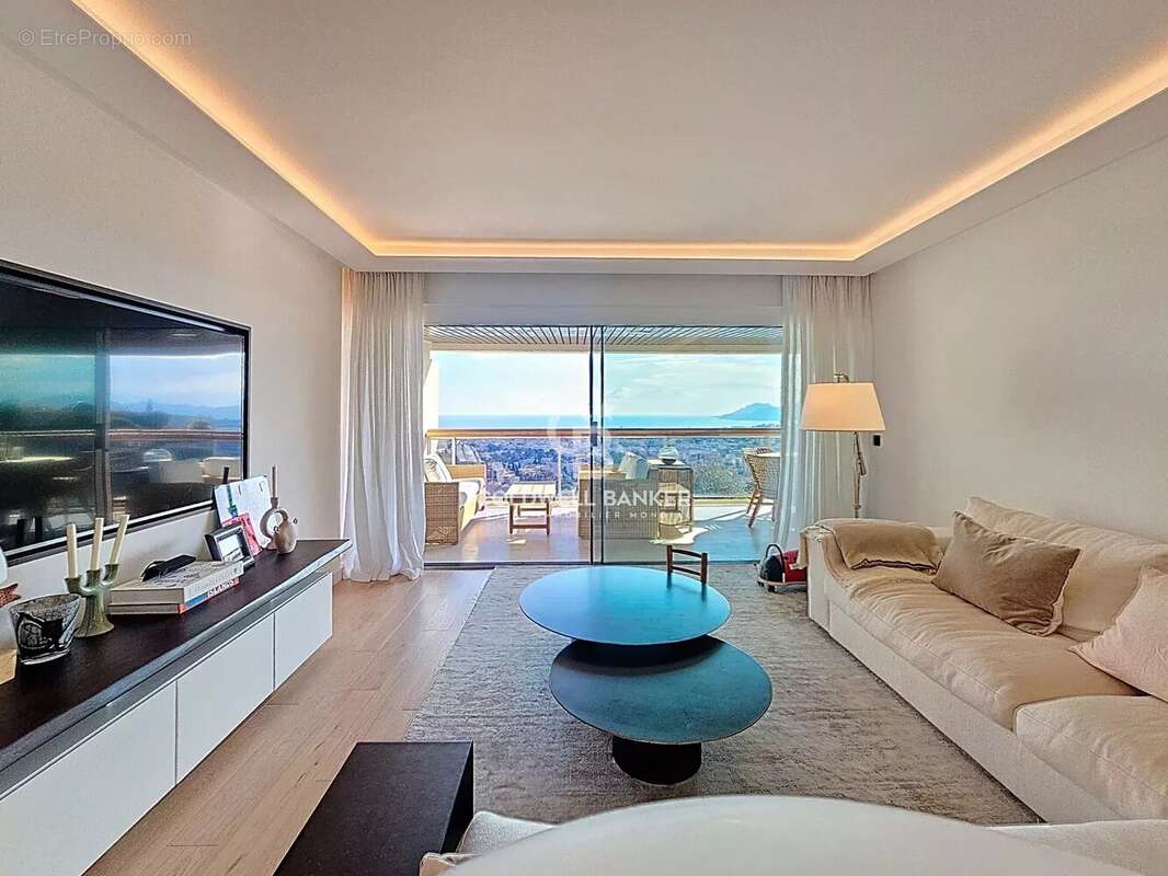 Appartement à LE CANNET