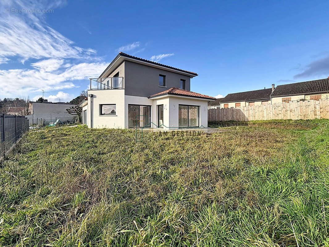 Maison à ISLE