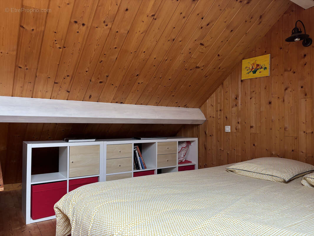 Maison à AUTRY-ISSARDS