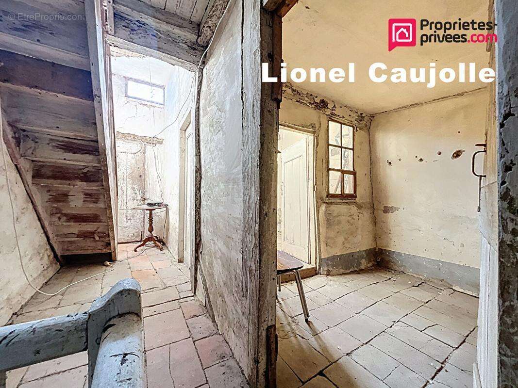 Maison à LISLE-SUR-TARN